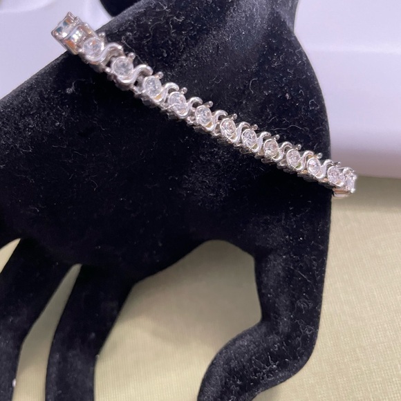 Source Unknown Jewelry - Silver Bangle Bracelet